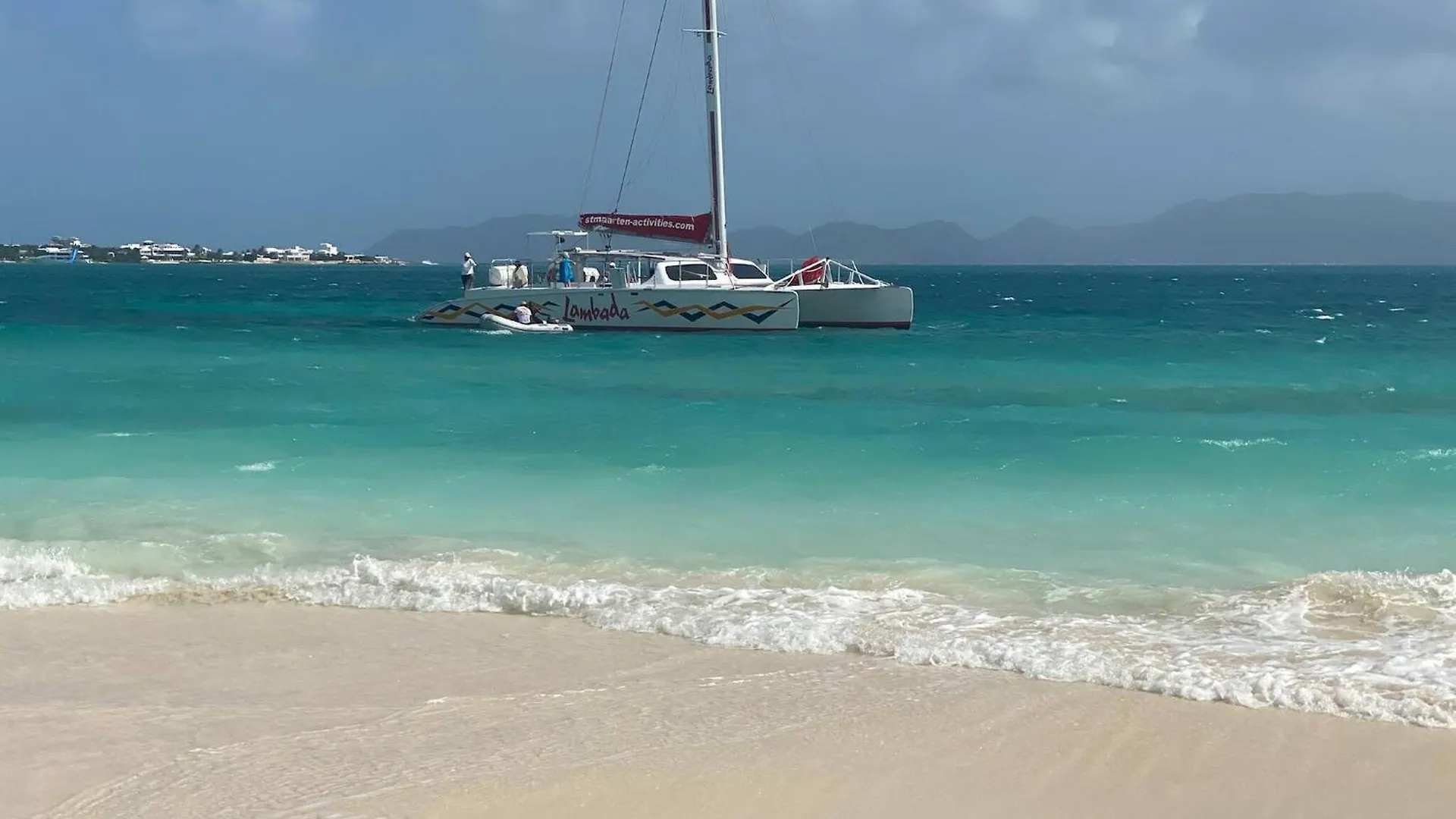 Apartament Ocean Bliss: Balcony & Pools & Peloton Bike! Cupecoy  0*, Cupecoy (Sint Maarten)